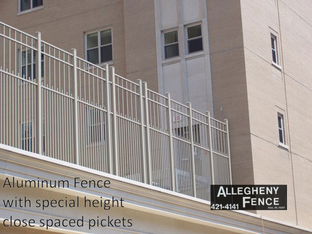 Aluminum Fence with Special Height Close Spaced Pickets